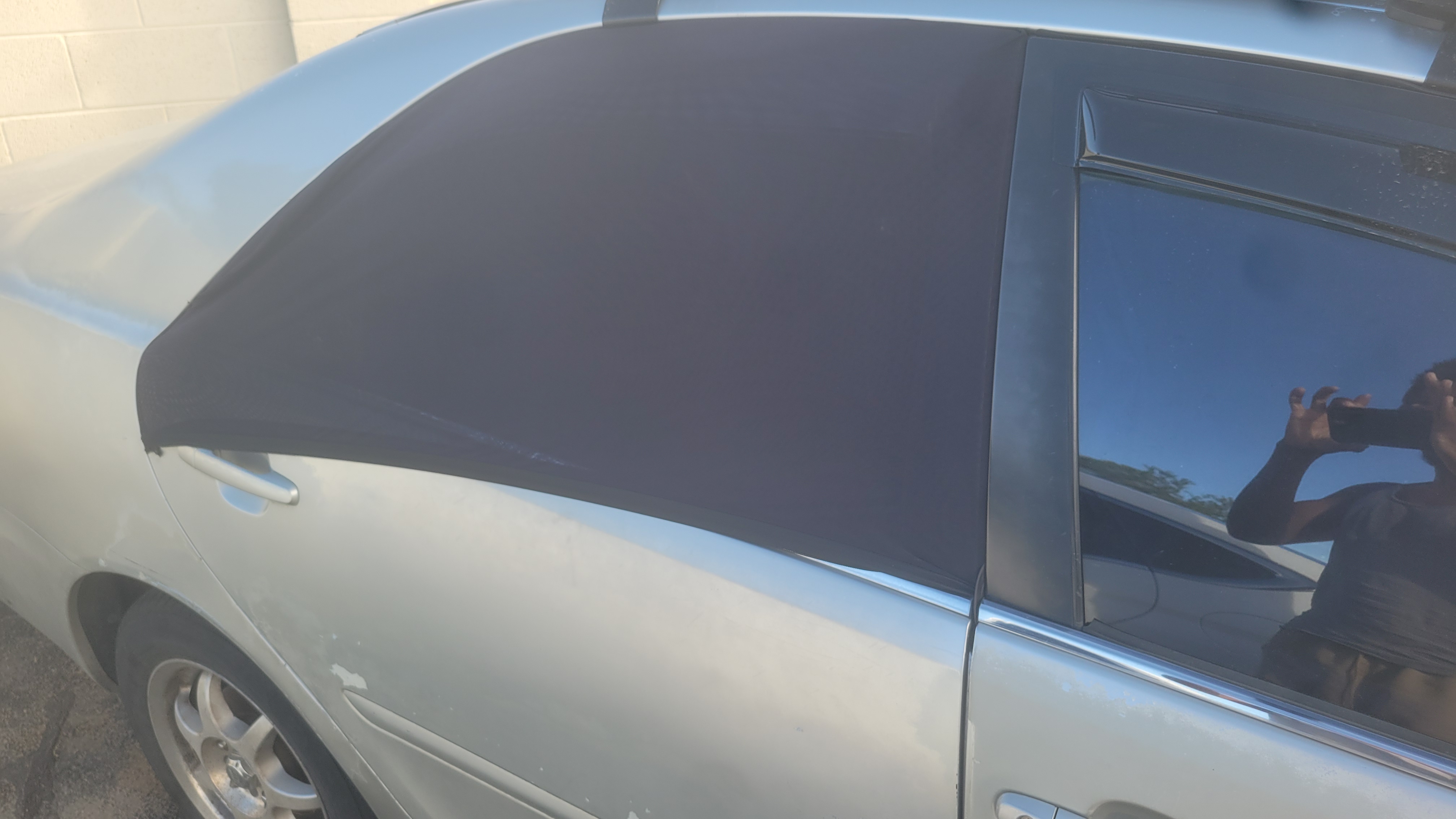 A netting around my car door